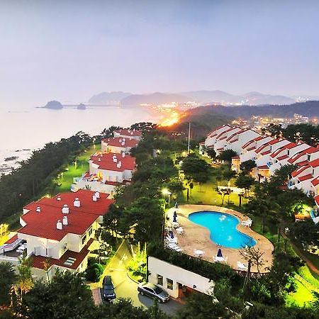 Hotel Resom Ocean Castle Taean Zewnętrze zdjęcie